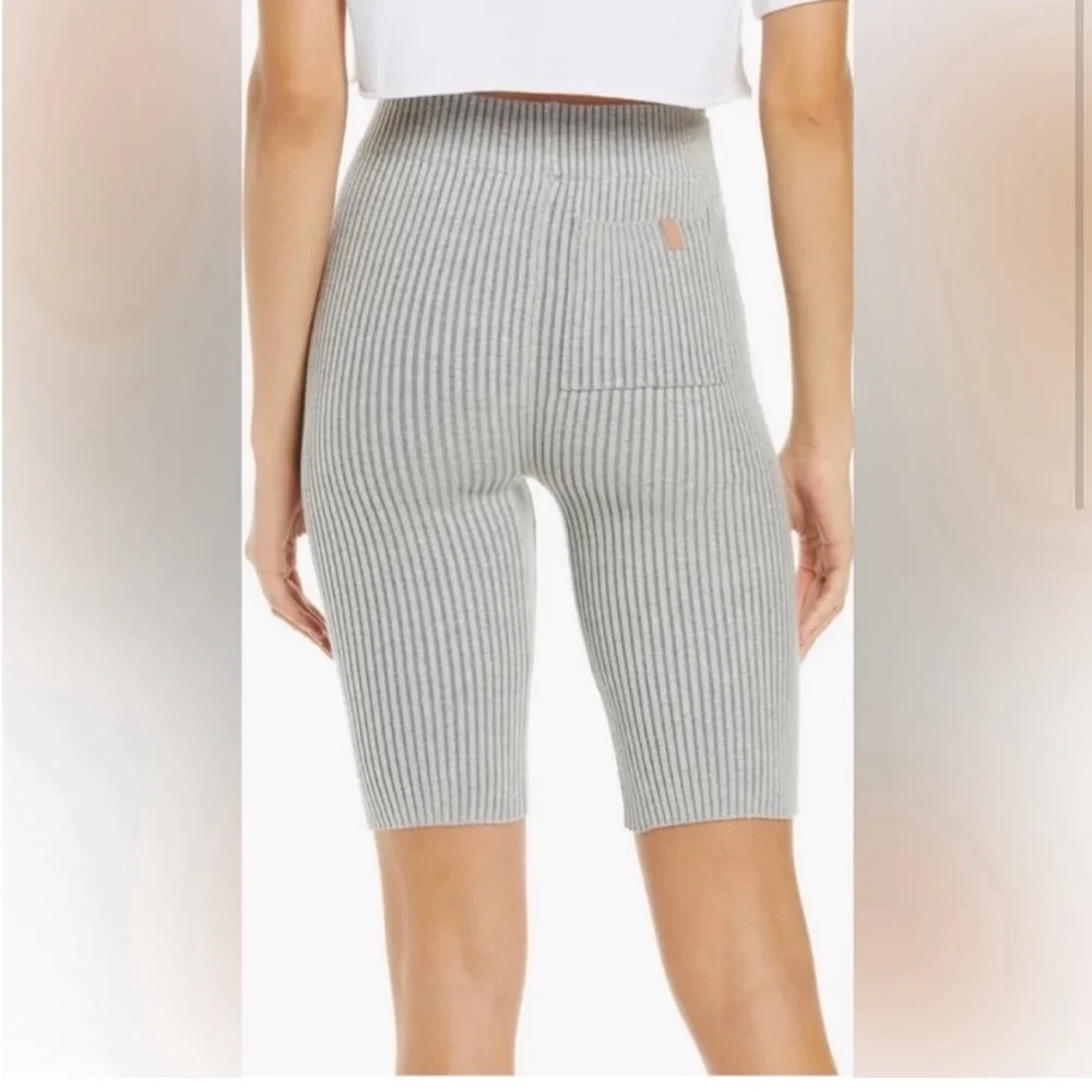 Lunya Cozy cotton Silk ribbed Bike Short size Small in mellow grey heather NWOT - Picture 1 of 4